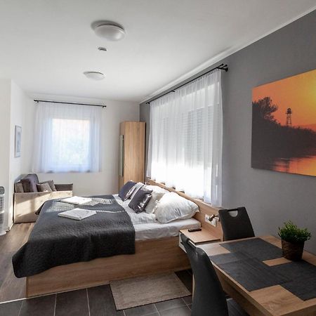 Horvath Apartman Fertőd Екстериор снимка