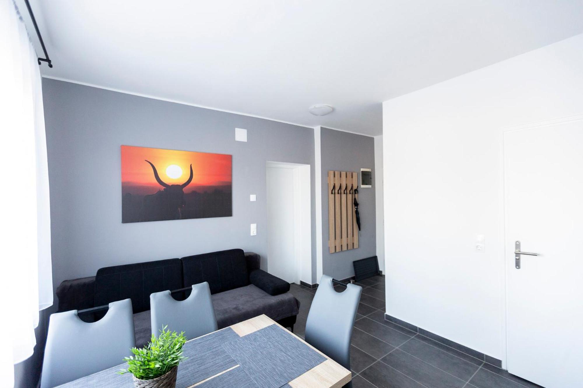 Horvath Apartman Fertőd Екстериор снимка