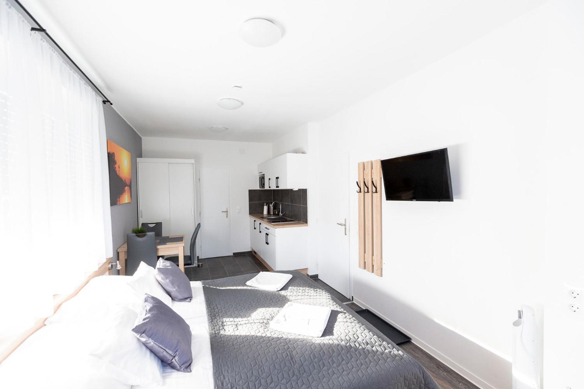 Horvath Apartman Fertőd Екстериор снимка